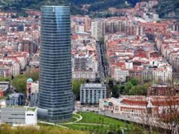 Grande Con Posibilidad De Garage Con 2 Banos Y 2 Terrazas Apartment *