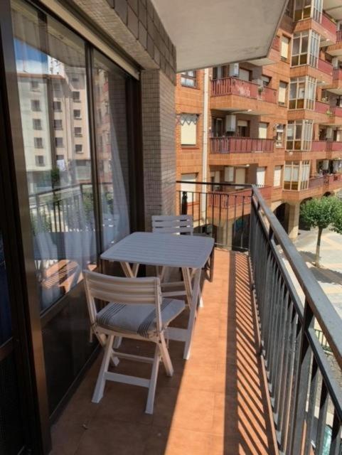 Grande Con Posibilidad De Garage Con 2 Banos Y 2 Terrazas Apartment Bilbao