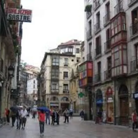 Apartamento Grande Con Posibilidad De Garage Con 2 Banos Y 2 Terrazas Bilbao Exterior photo