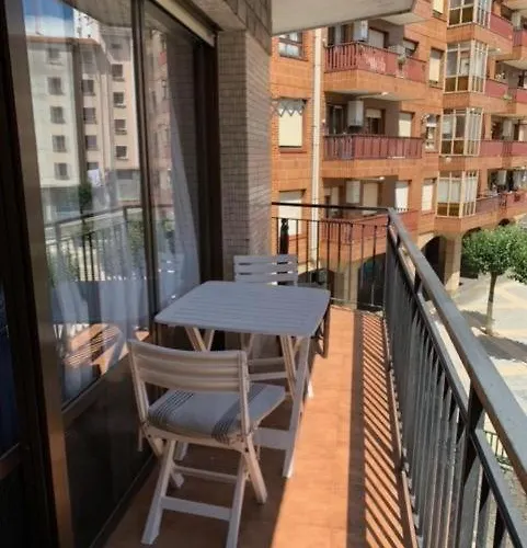 Apartamento Grande Con Posibilidad De Garage Con 2 Banos Y 2 Terrazas