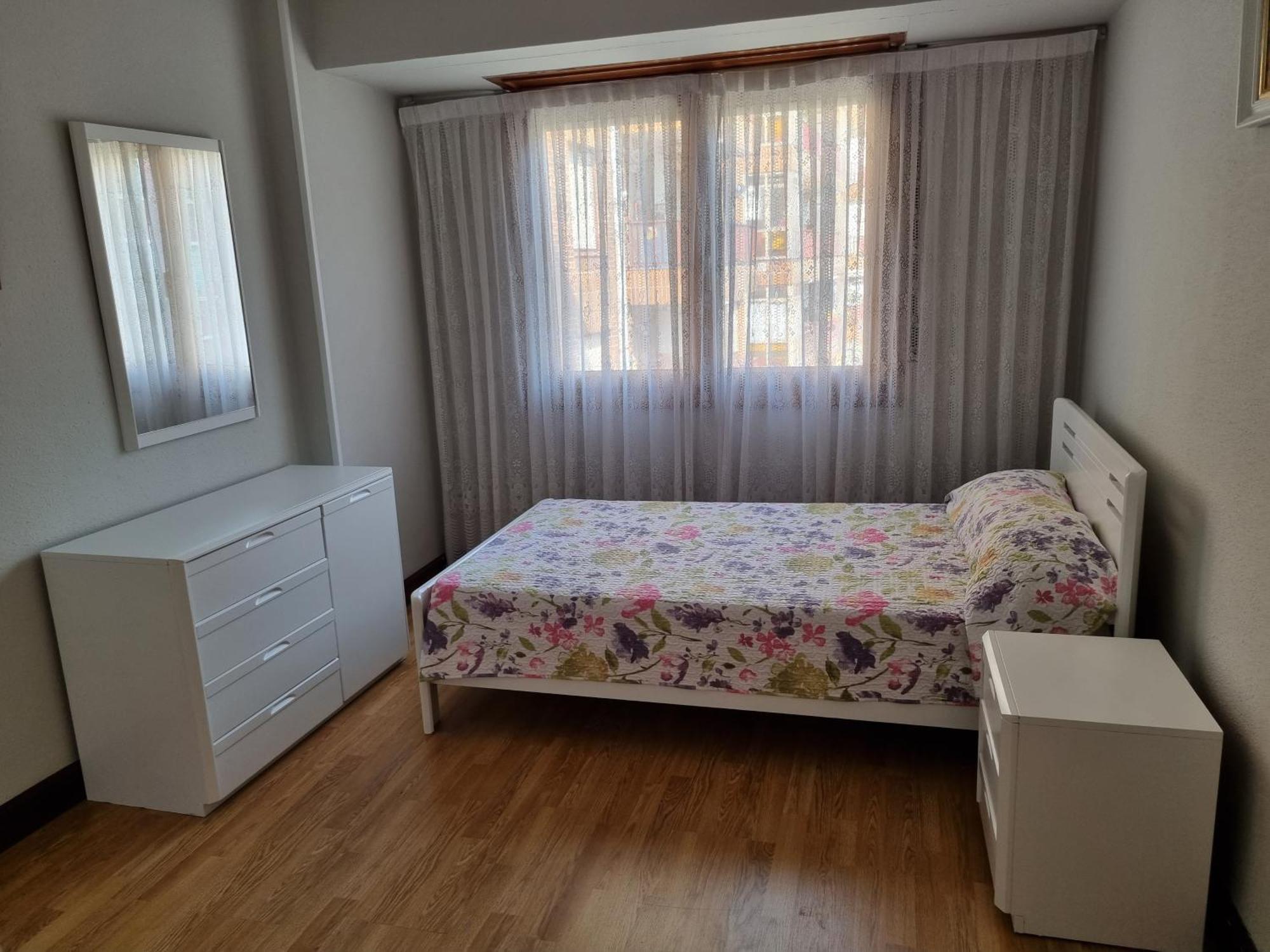 Grande Con Posibilidad De Garage Con 2 Banos Y 2 Terrazas Appartement *