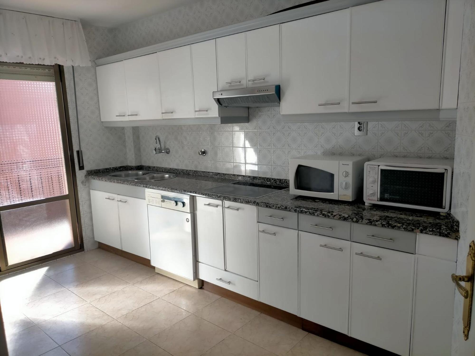 Grande Con Posibilidad De Garage Con 2 Banos Y 2 Terrazas Appartement